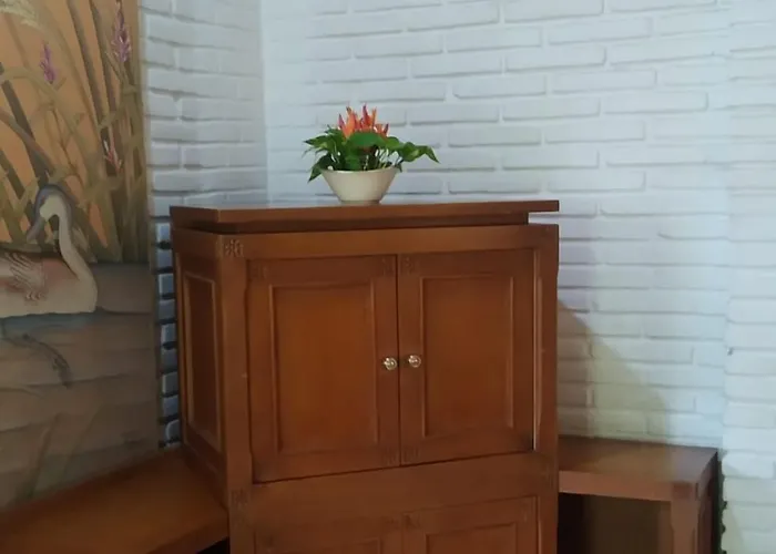 Puri Padi 3*